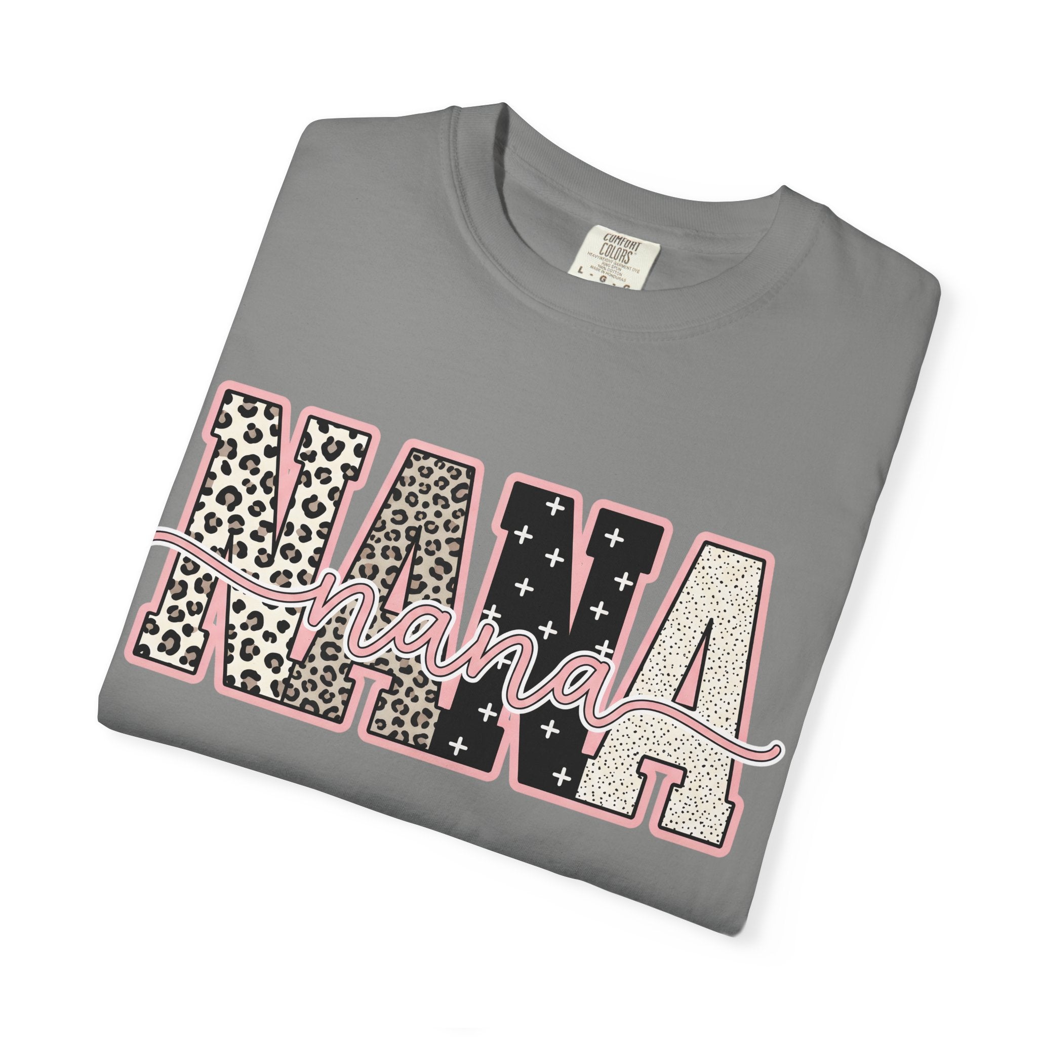 Nana Leopard & Stars T-Shirt – Stylish Grandma Graphic Tee