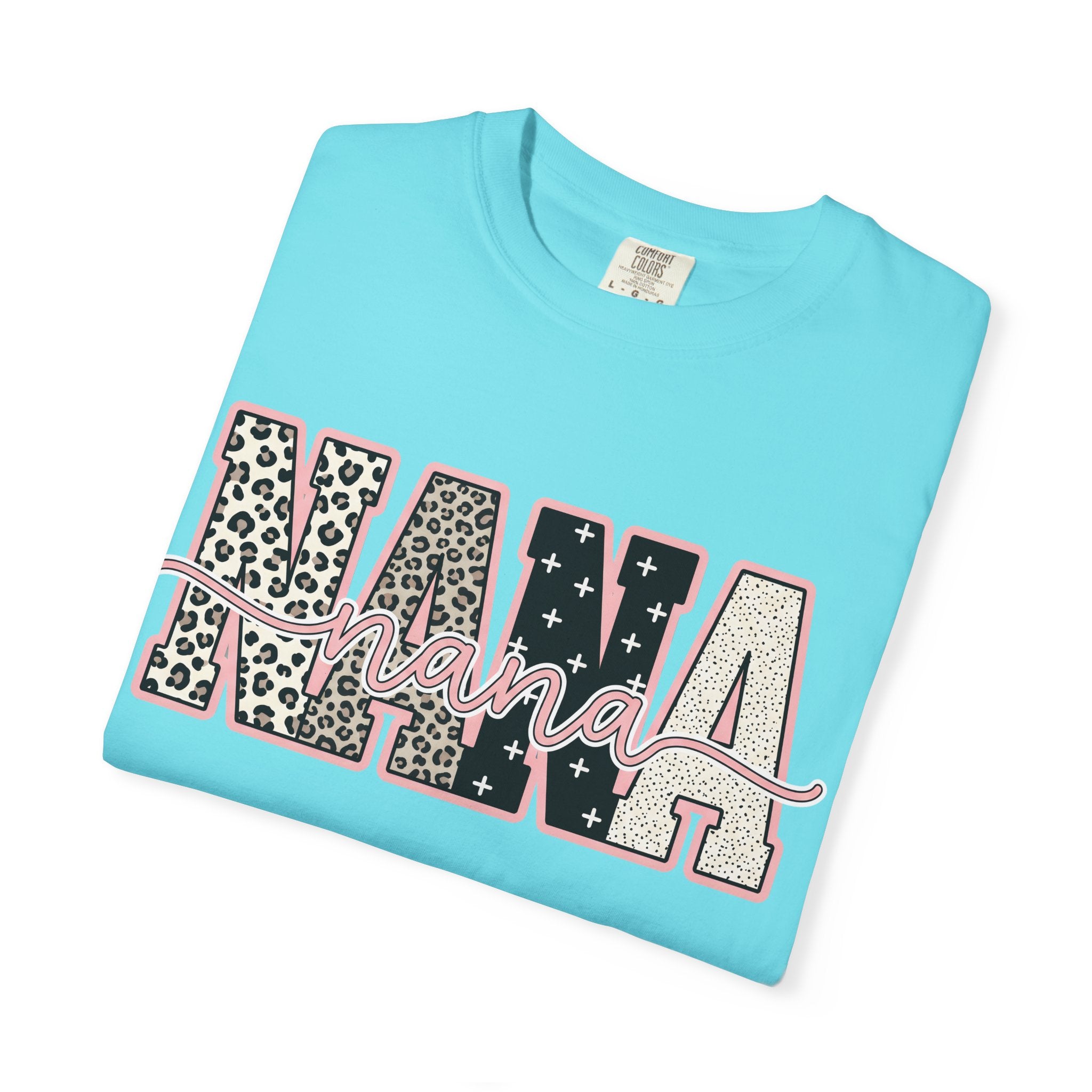 Nana Leopard & Stars T-Shirt – Stylish Grandma Graphic Tee