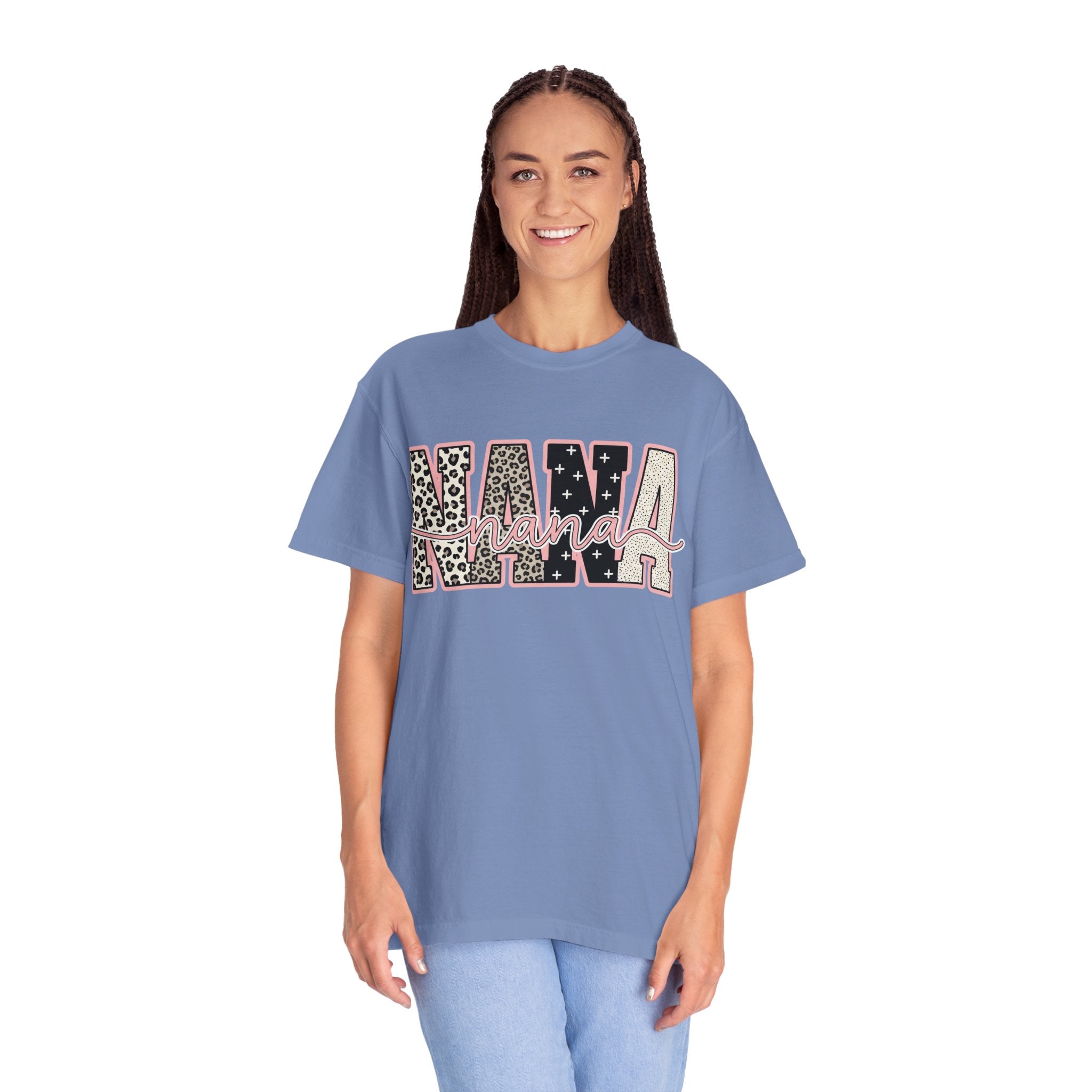 Nana Leopard & Stars T-Shirt – Stylish Grandma Graphic Tee