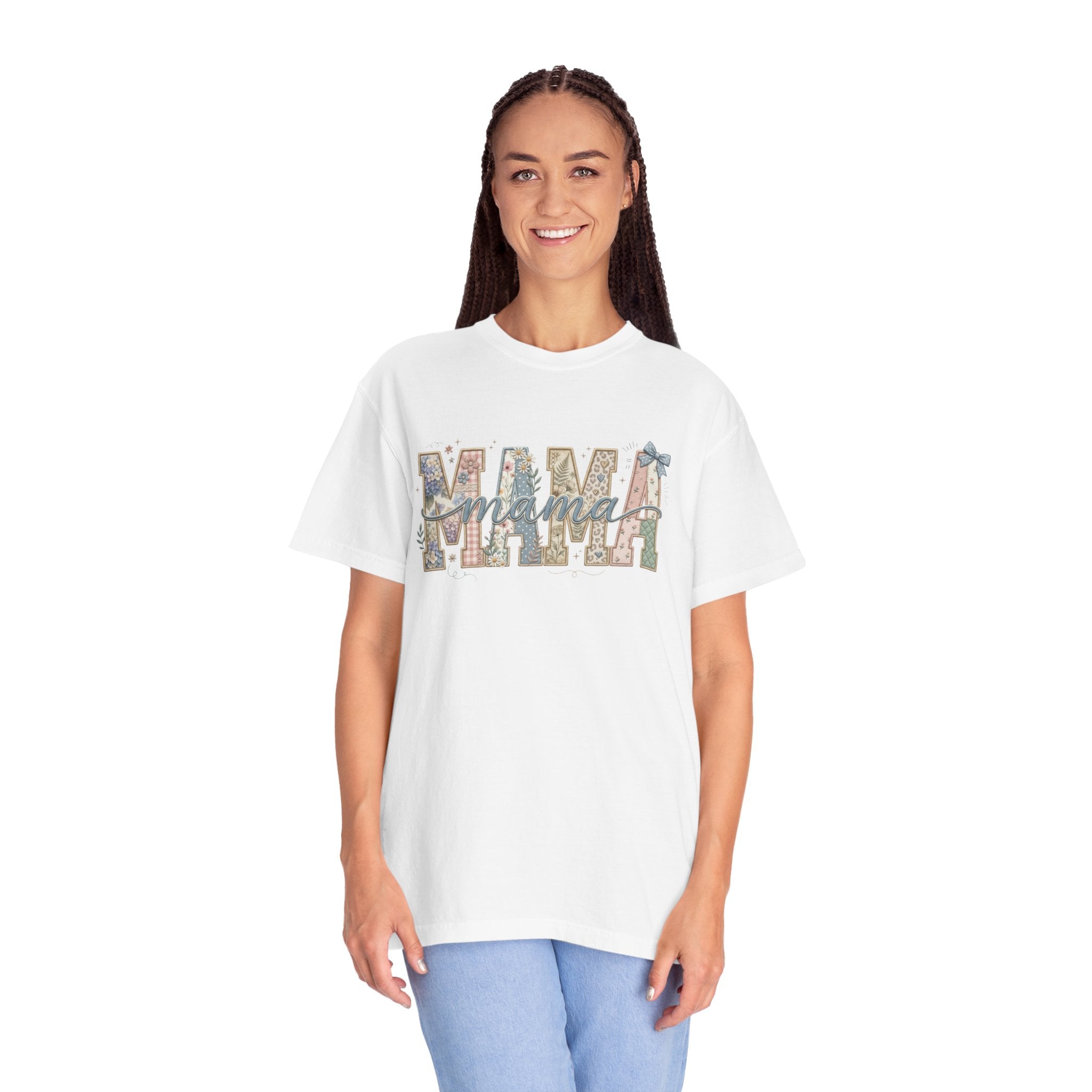 Mama Floral Graphic T-Shirt – Mother's Day Rustic Vintage Mom Tee