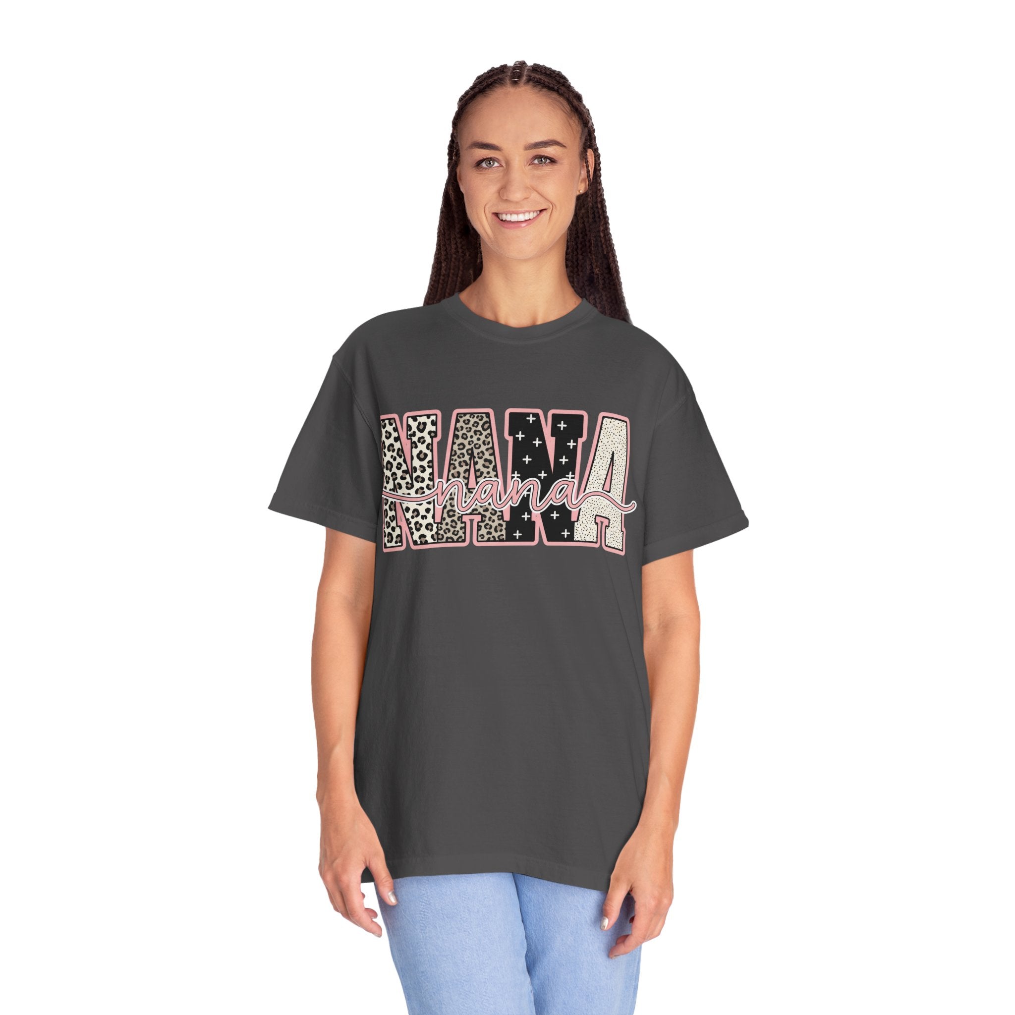 Nana Leopard & Stars T-Shirt – Stylish Grandma Graphic Tee