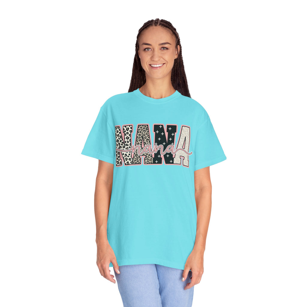 Nana Leopard & Stars T-Shirt – Stylish Grandma Graphic Tee